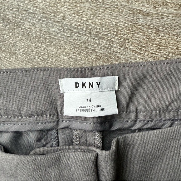 NWT DKNY Slim Stretch Mid Rise Skinny Fit Ankle  Charcoal Pant - Picture 9 of 13